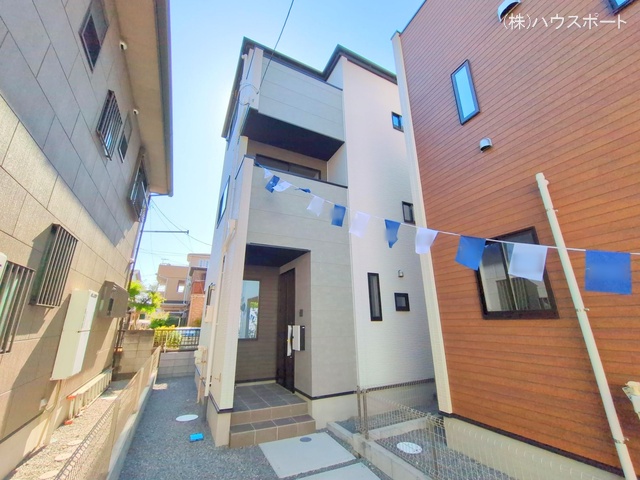 さいたま市桜区栄和３丁目 新築戸建ての完成写真
