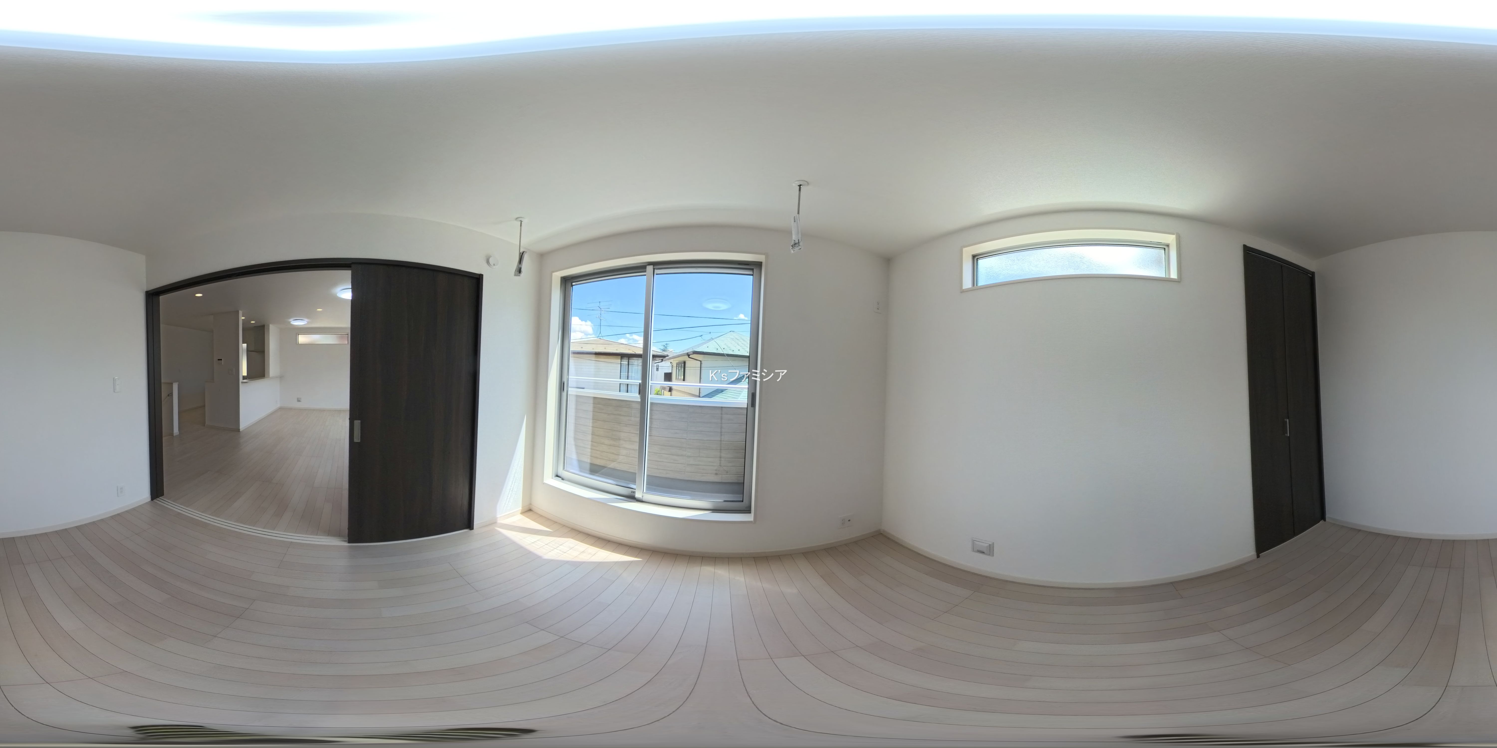 さいたま市見沼区大字小深作の新築戸建てパノラマ（居室メイン）写真 2025年7月31日撮影