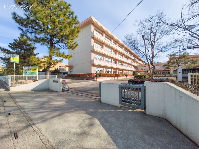 さいたま市立蓮沼小学校　距離700m