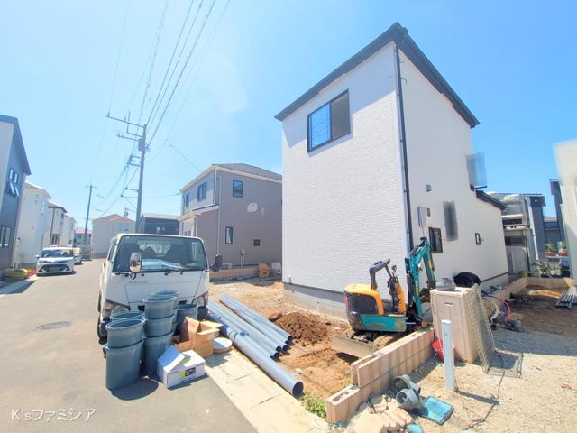 桶川市大字加納の新築戸建て外構写真 2025年7月29日撮影