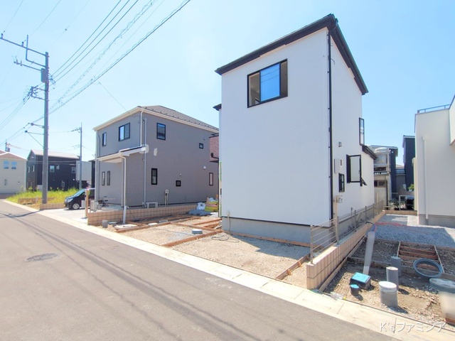 桶川市大字加納の新築戸建て外構写真 2025年8月19日撮影