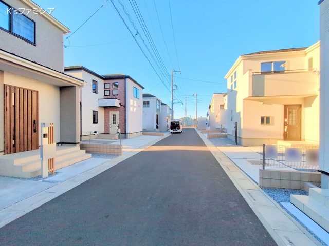 桶川市大字加納の新築戸建て完成写真 2025年12月4日撮影