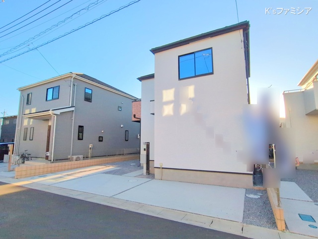 桶川市大字加納の新築戸建て完成写真 2025年12月4日撮影