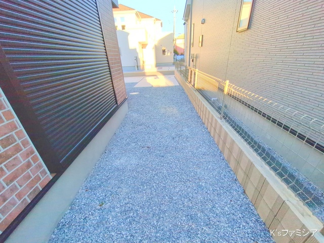 桶川市大字加納の新築戸建て完成写真 2025年12月4日撮影