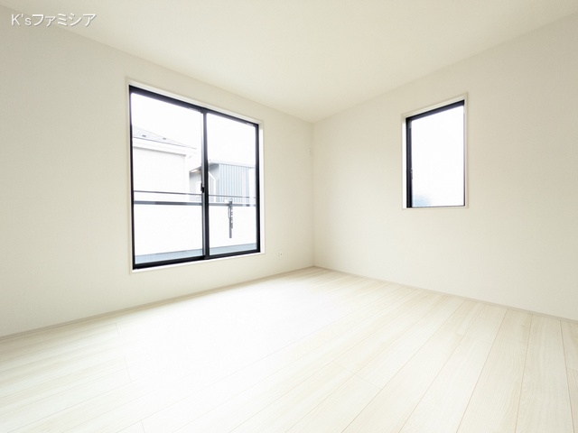 桶川市大字加納の新築戸建て居室メイン写真 2025年9月12日撮影