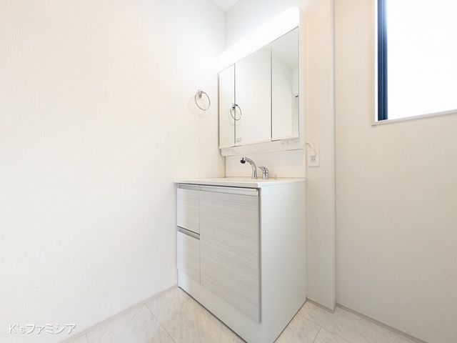 桶川市大字加納の新築戸建て洗面所写真 2025年9月12日撮影