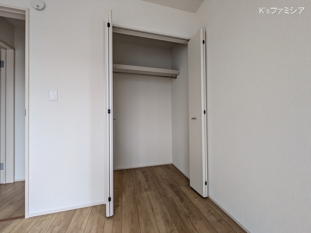 桶川市大字加納の新築戸建て収納(ウォークインクローゼット)写真 2025年8月7日撮影