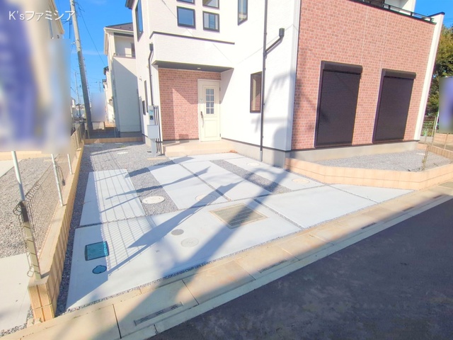 桶川市大字加納の新築戸建て完成写真 2025年11月12日撮影