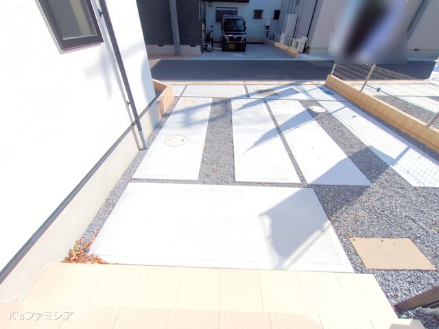 桶川市大字加納の新築戸建て完成写真 2025年11月12日撮影