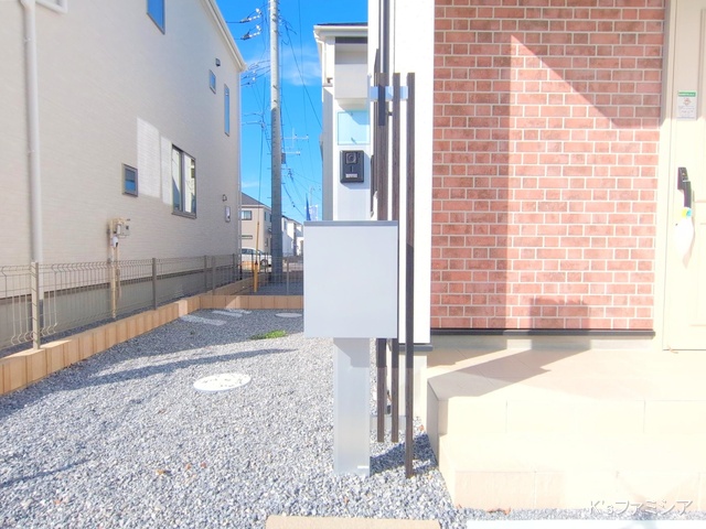 桶川市大字加納の新築戸建て完成写真 2025年11月12日撮影