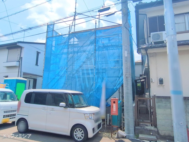 さいたま市岩槻区本丸１丁目の新築戸建てシート写真 2025年7月4日撮影