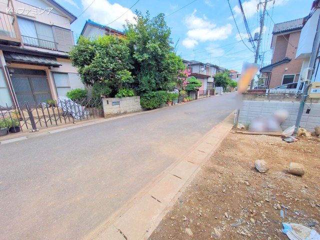 さいたま市岩槻区本丸１丁目の新築戸建て外構写真 2025年8月14日撮影