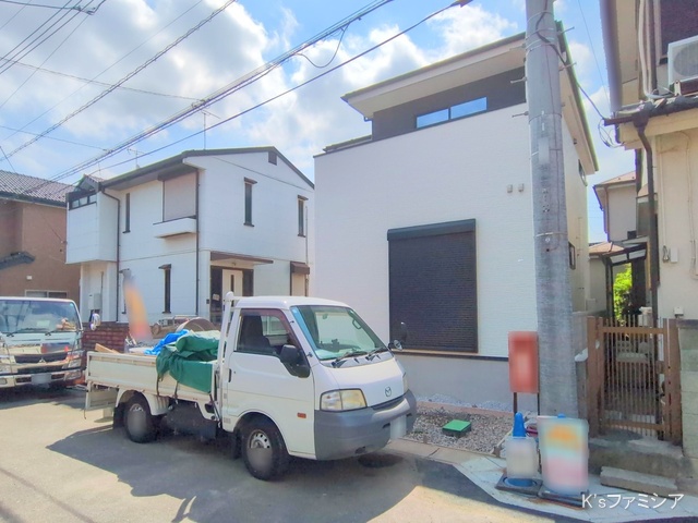 さいたま市岩槻区本丸１丁目の新築戸建て外構写真 2025年8月29日撮影