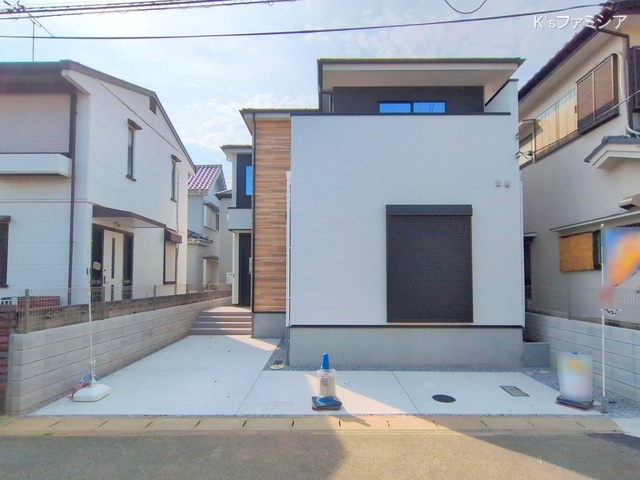 さいたま市岩槻区本丸１丁目の新築戸建て完成写真 2025年9月18日撮影