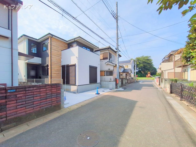 さいたま市岩槻区本丸１丁目の新築戸建て完成写真 2025年9月18日撮影