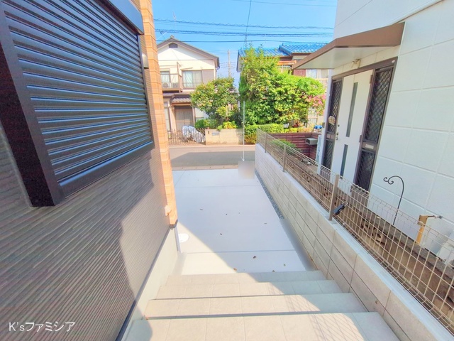 さいたま市岩槻区本丸１丁目の新築戸建て完成写真 2025年9月18日撮影