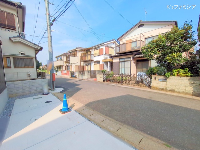 さいたま市岩槻区本丸１丁目の新築戸建て完成写真 2025年9月18日撮影