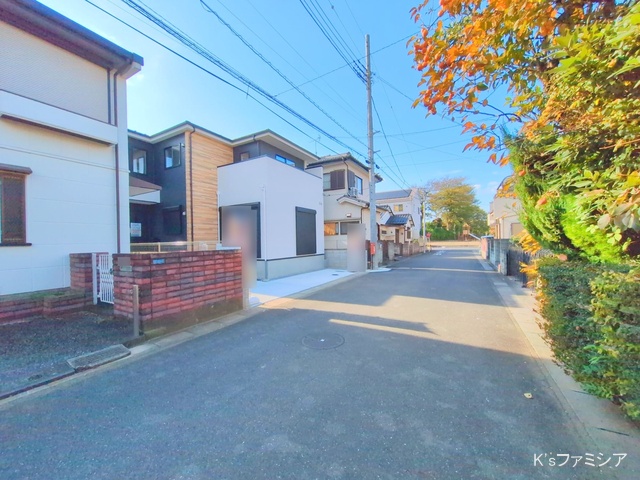 さいたま市岩槻区本丸１丁目の新築戸建て完成写真 2025年11月20日撮影