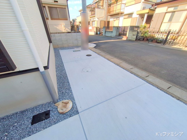 さいたま市岩槻区本丸１丁目の新築戸建て完成写真 2025年11月20日撮影