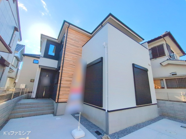 さいたま市岩槻区本丸１丁目の新築戸建て完成写真 2025年11月20日撮影