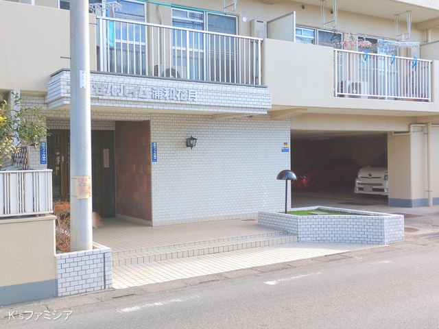 さいたま市緑区大字中尾のマンション『エンゼルハイム花月』外観写真 2025年1月27日撮影