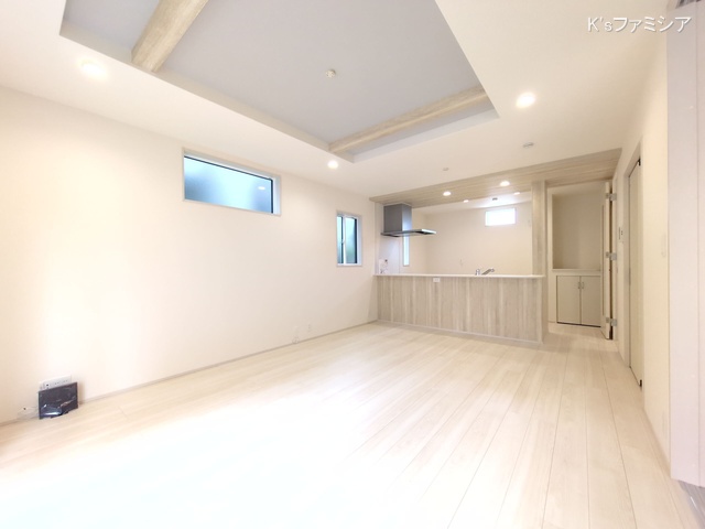 さいたま市見沼区大字大谷の新築戸建てリビング写真 2025年11月13日撮影