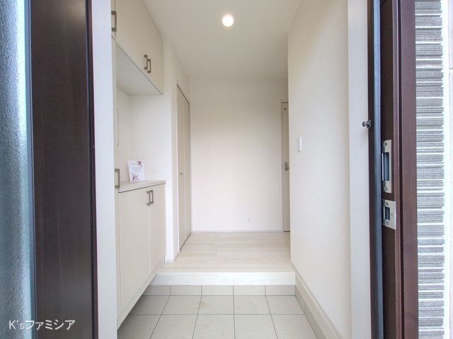 さいたま市見沼区大字大谷の新築戸建て玄関写真 2025年11月13日撮影