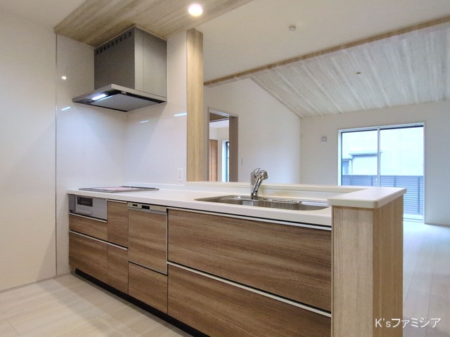 さいたま市緑区大字下山口新田の新築戸建てキッチン写真 2025年11月13日撮影