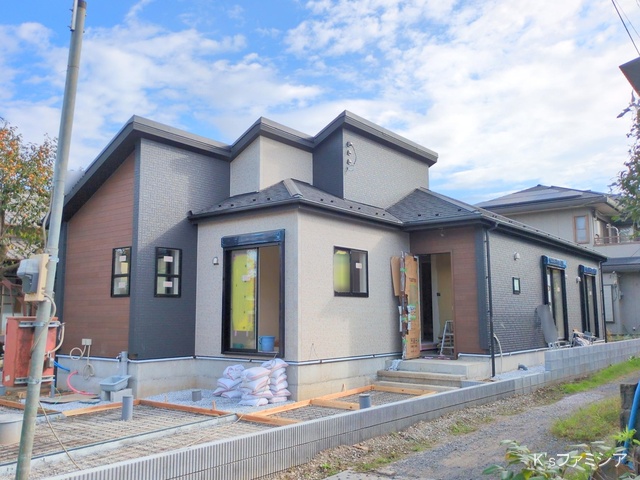 さいたま市緑区大字下山口新田の新築戸建て外構写真 2025年9月30日撮影