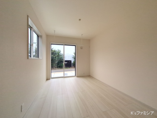 さいたま市緑区大字下山口新田の新築戸建て居室メイン写真 2025年11月13日撮影