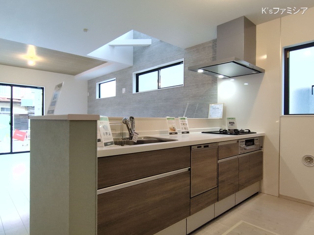 さいたま市緑区大字三室の新築戸建てキッチン写真 2025年11月27日撮影