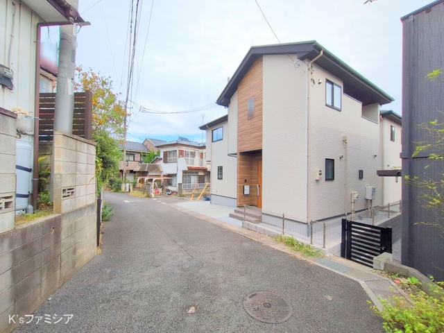 さいたま市緑区大字三室の新築戸建て完成写真 2025年10月23日撮影