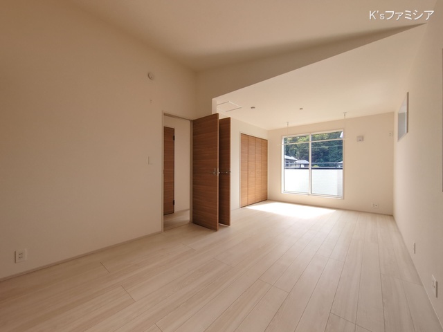 さいたま市岩槻区府内１丁目の新築戸建て居室メイン写真 2025年9月29日撮影