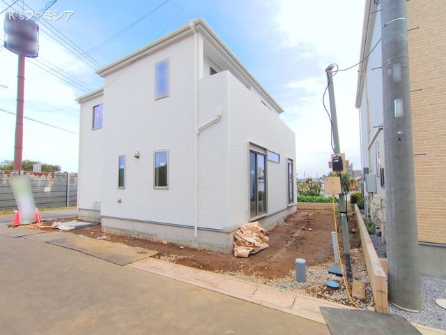 上尾市大字瓦葺の新築戸建て外構写真 2025年10月3日撮影