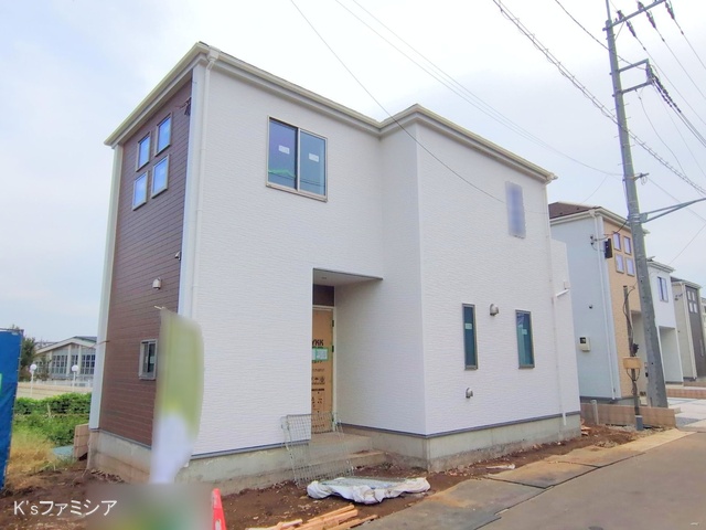 上尾市大字瓦葺の新築戸建て外構写真 2025年10月3日撮影