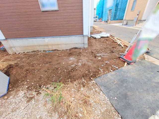 上尾市大字瓦葺の新築戸建て外構写真 2025年10月3日撮影