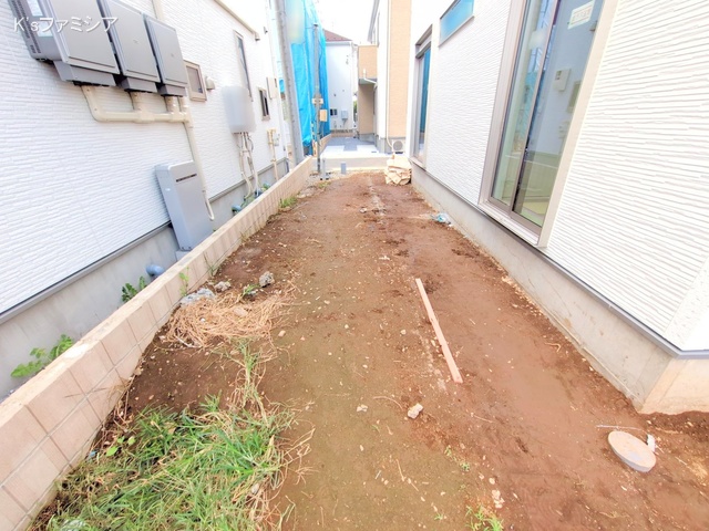 上尾市大字瓦葺の新築戸建て外構写真 2025年10月3日撮影