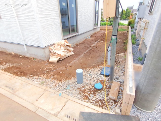 上尾市大字瓦葺の新築戸建て外構写真 2025年10月3日撮影