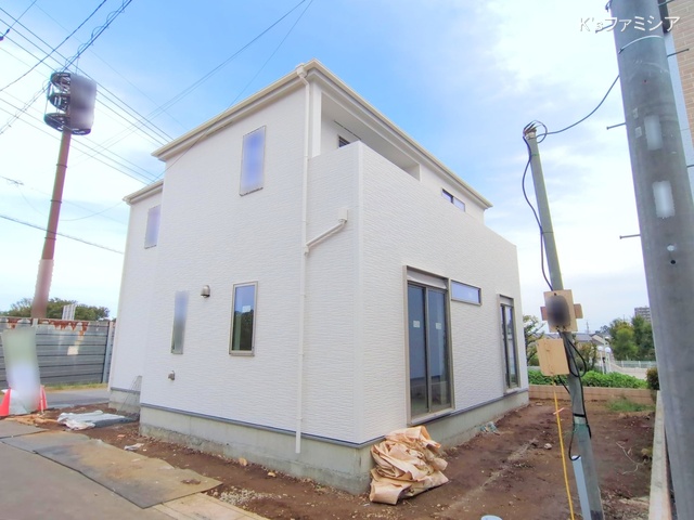 上尾市大字瓦葺の新築戸建て外構写真 2025年10月3日撮影