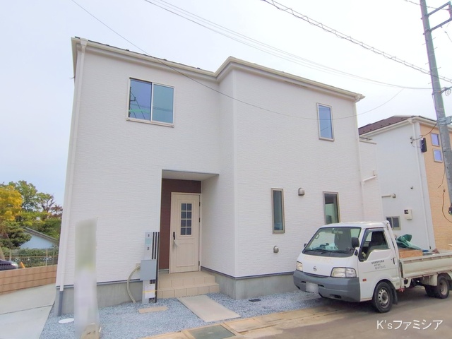 上尾市大字瓦葺の新築戸建て完成写真 2025年11月5日撮影