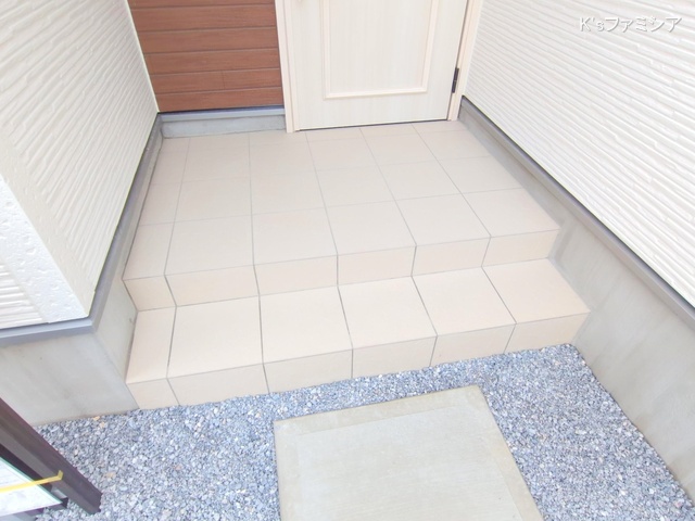 上尾市大字瓦葺の新築戸建て完成写真 2025年11月5日撮影