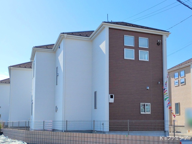 上尾市大字瓦葺の新築戸建て完成写真 2025年11月10日撮影