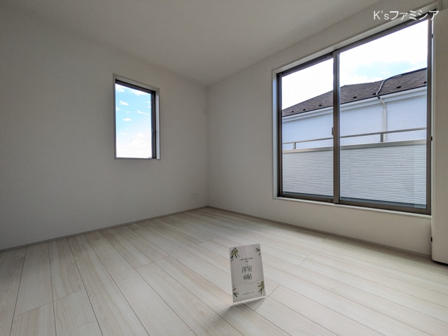 上尾市大字瓦葺の新築戸建て居室サブ写真 2025年11月10日撮影