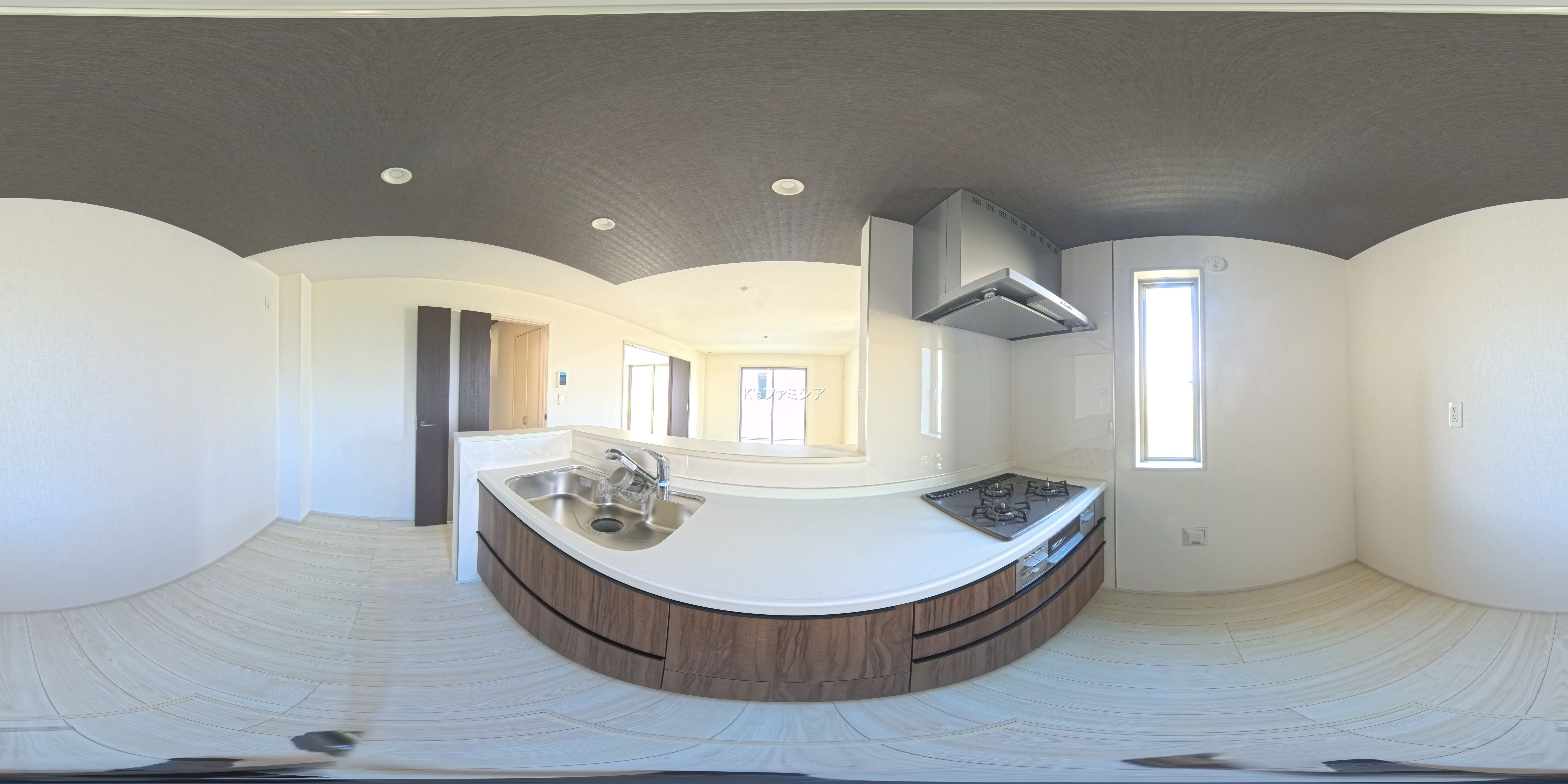 上尾市大字瓦葺の新築戸建てパノラマ（キッチン）写真 2025年11月10日撮影