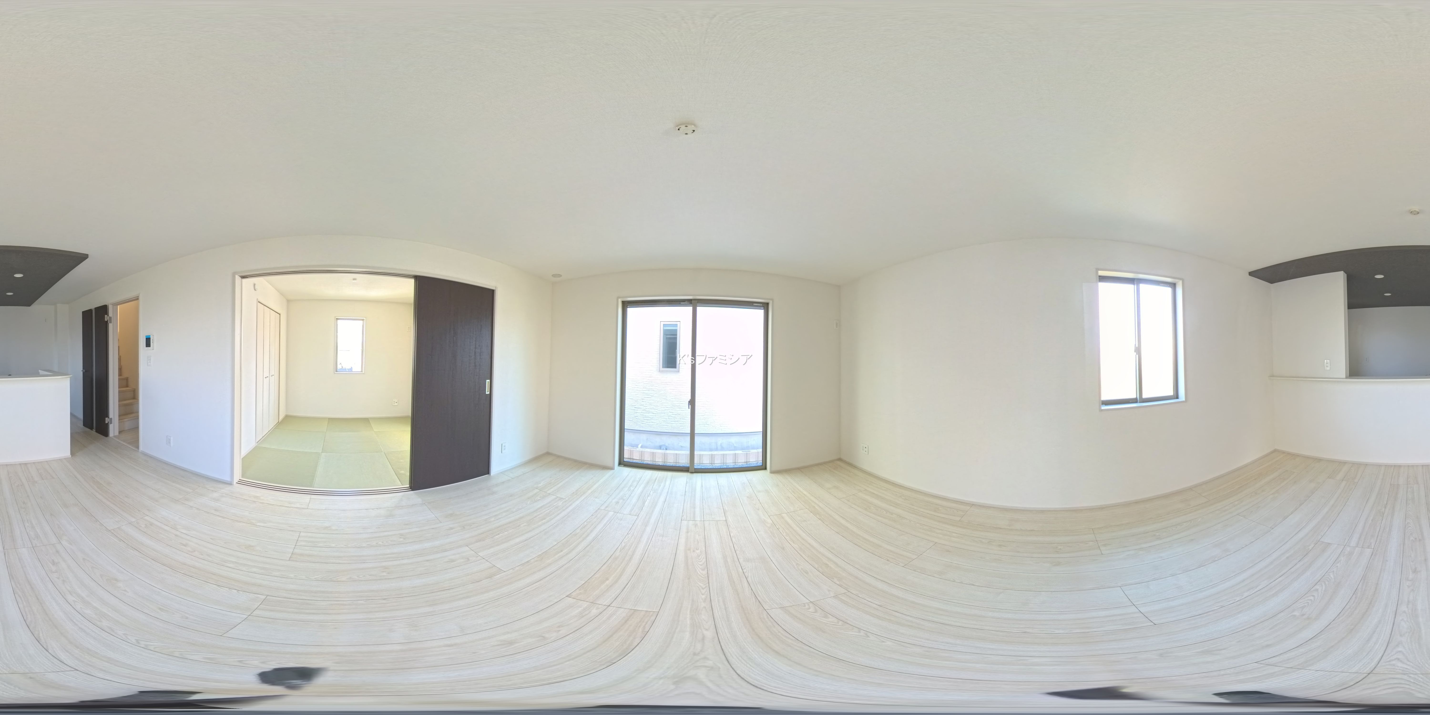 上尾市大字瓦葺の新築戸建てパノラマ（リビング）写真 2025年11月10日撮影