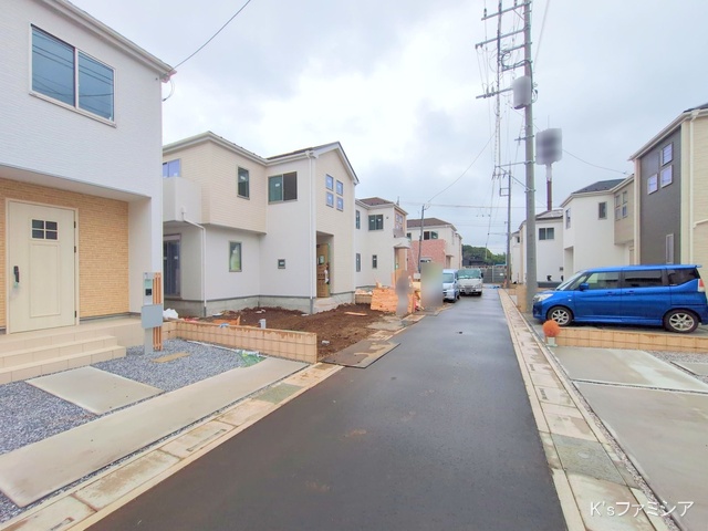 上尾市大字瓦葺の新築戸建て外構写真 2025年10月16日撮影