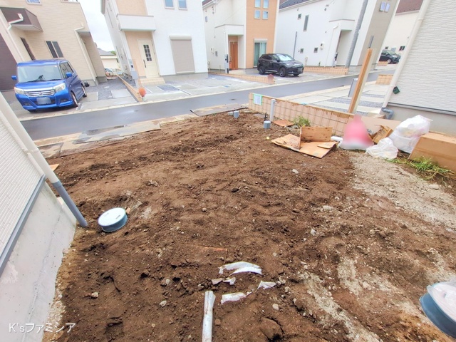 上尾市大字瓦葺の新築戸建て外構写真 2025年10月16日撮影