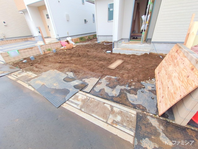 上尾市大字瓦葺の新築戸建て外構写真 2025年10月16日撮影