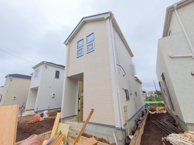 上尾市大字瓦葺の新築戸建て外構写真 2025年10月16日撮影