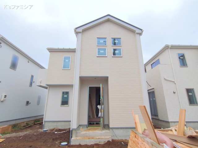 上尾市大字瓦葺の新築戸建て外構写真 2025年10月16日撮影